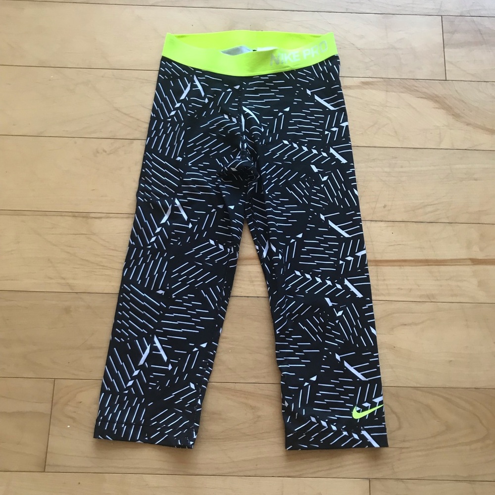 Nike Patterned Leggings